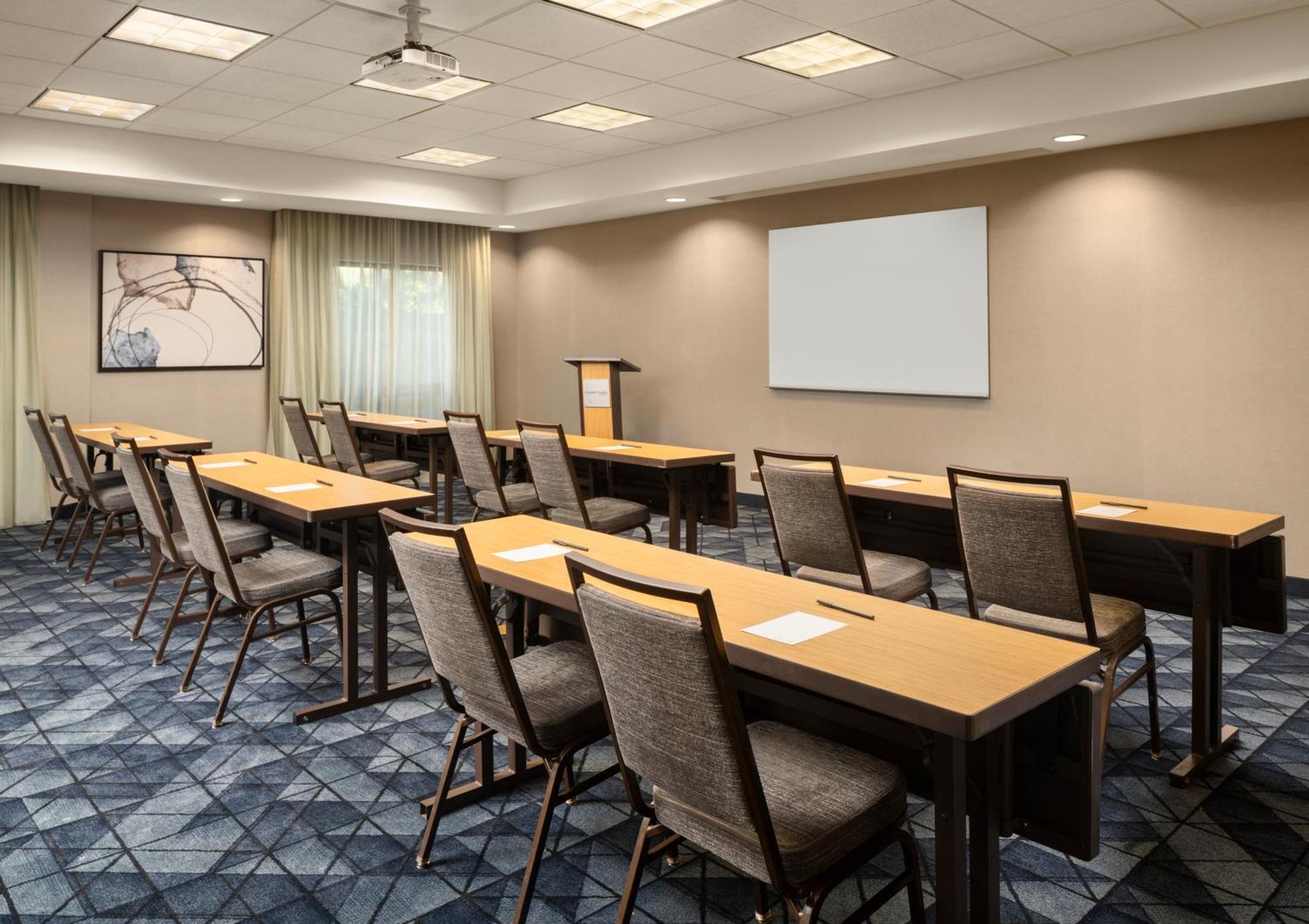 Courtyard By Marriott Denver North/Westminster Eastlake Εξωτερικό φωτογραφία