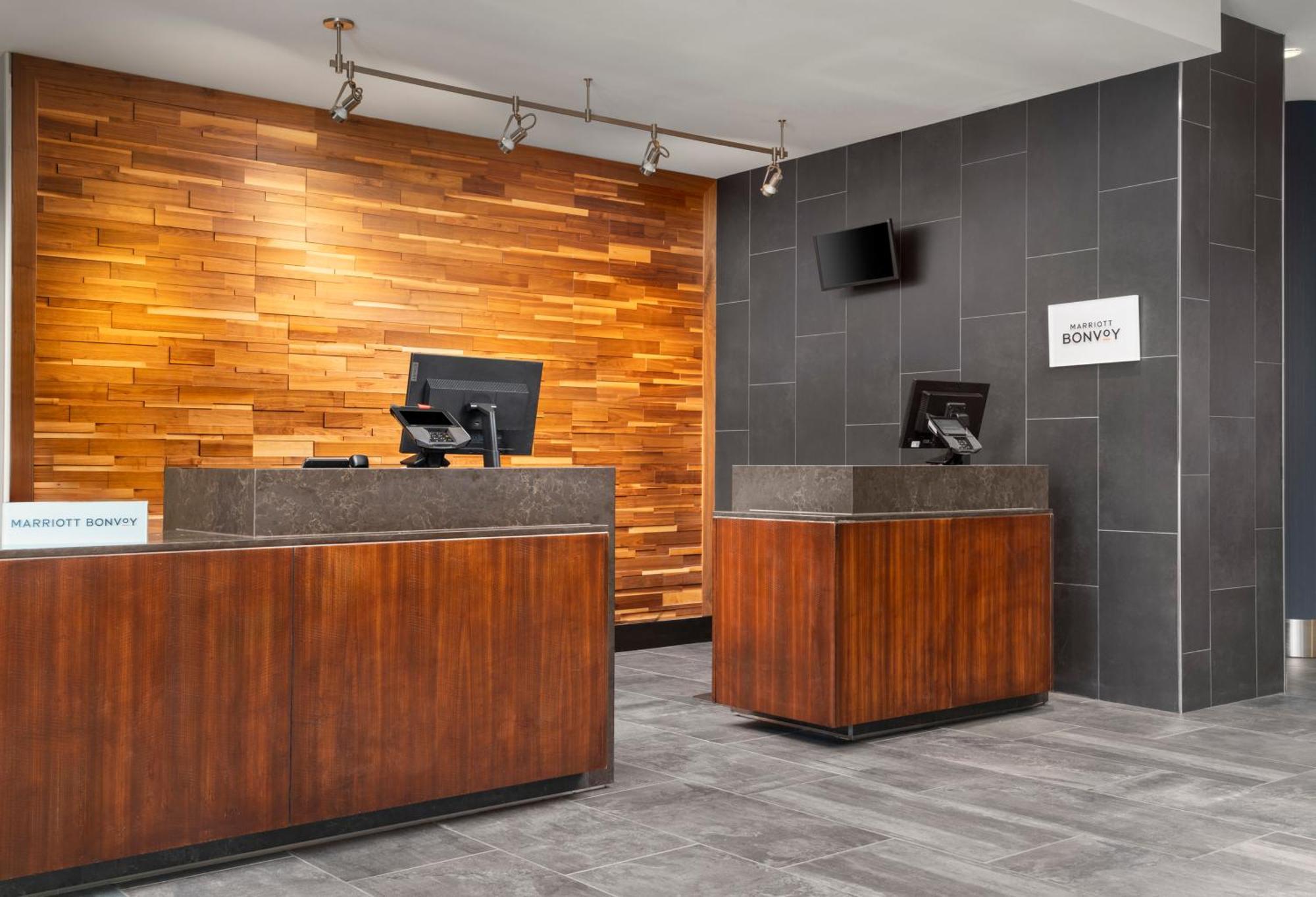 Courtyard By Marriott Denver North/Westminster Eastlake Εξωτερικό φωτογραφία