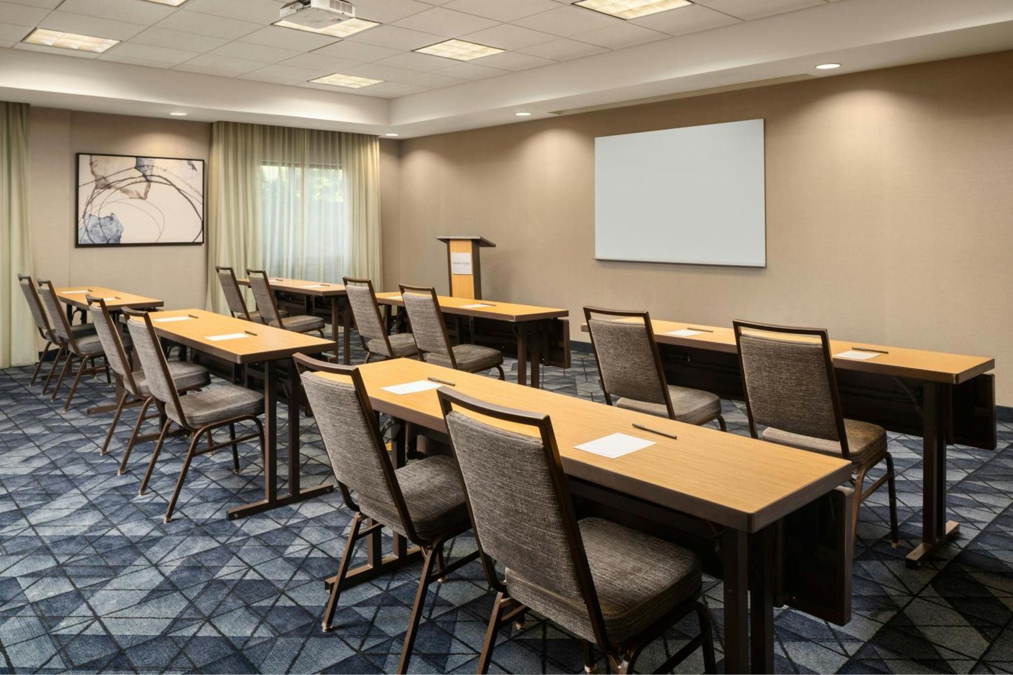 Courtyard By Marriott Denver North/Westminster Eastlake Εξωτερικό φωτογραφία